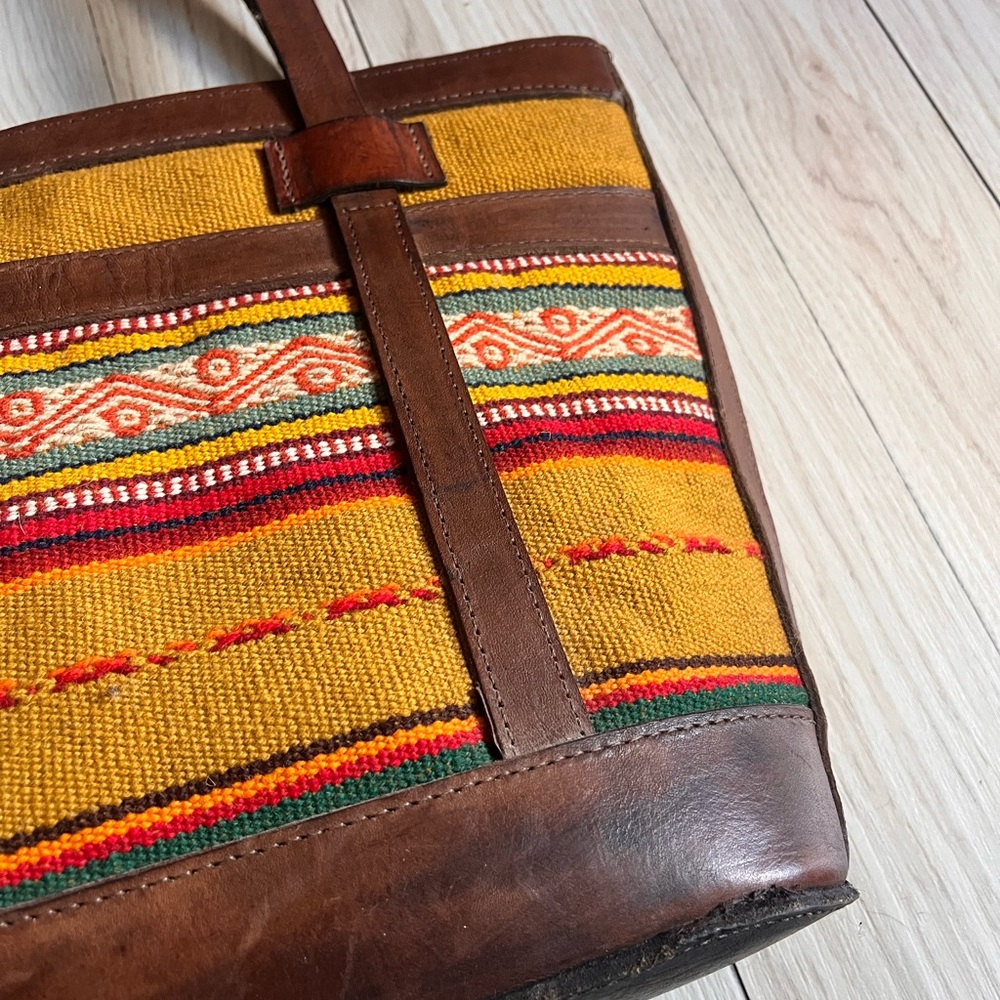 Brown and Yellow Patterned Tote Bag - Picture 4 of 4